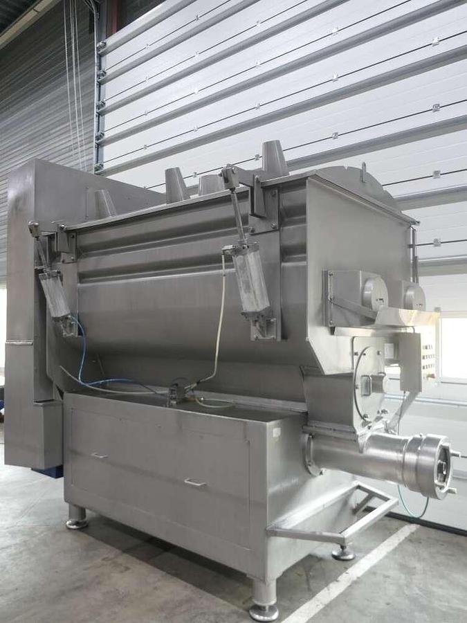 Used Butcher Boy mixer-grinder