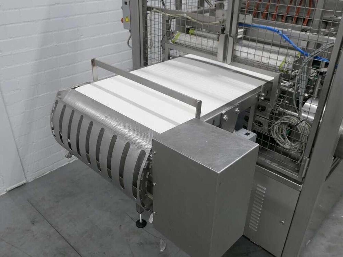 Used Grunwald filling- & closing machine