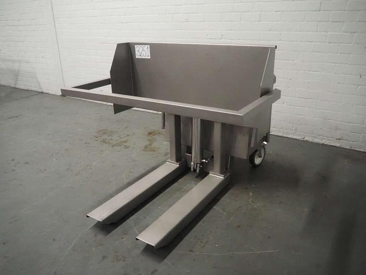 Used van Oirschot dolav tipper