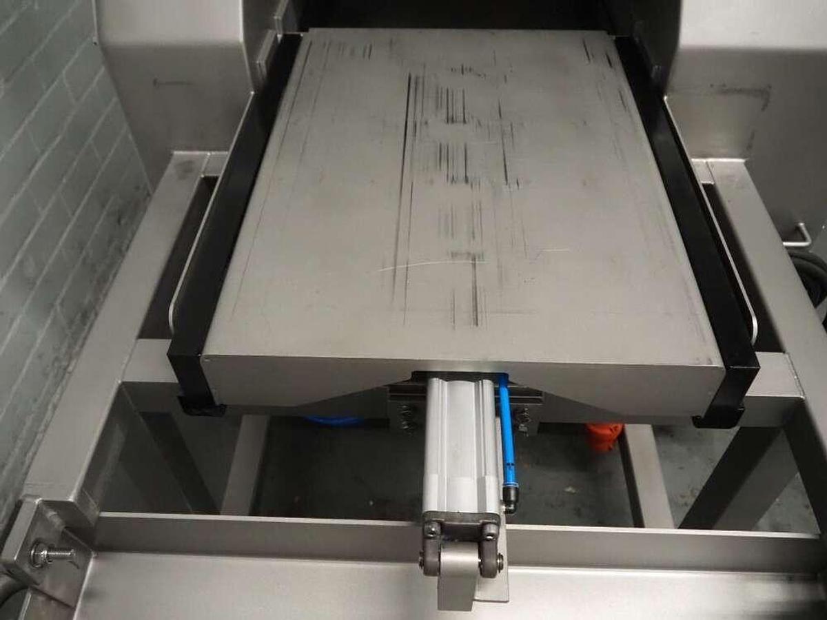 Used Lakidis frozen block flaker