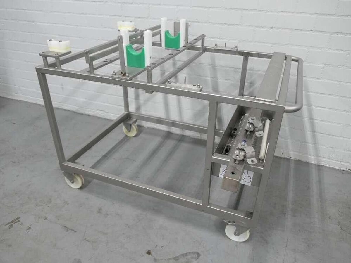 Used Grunwald filling- & closing machine