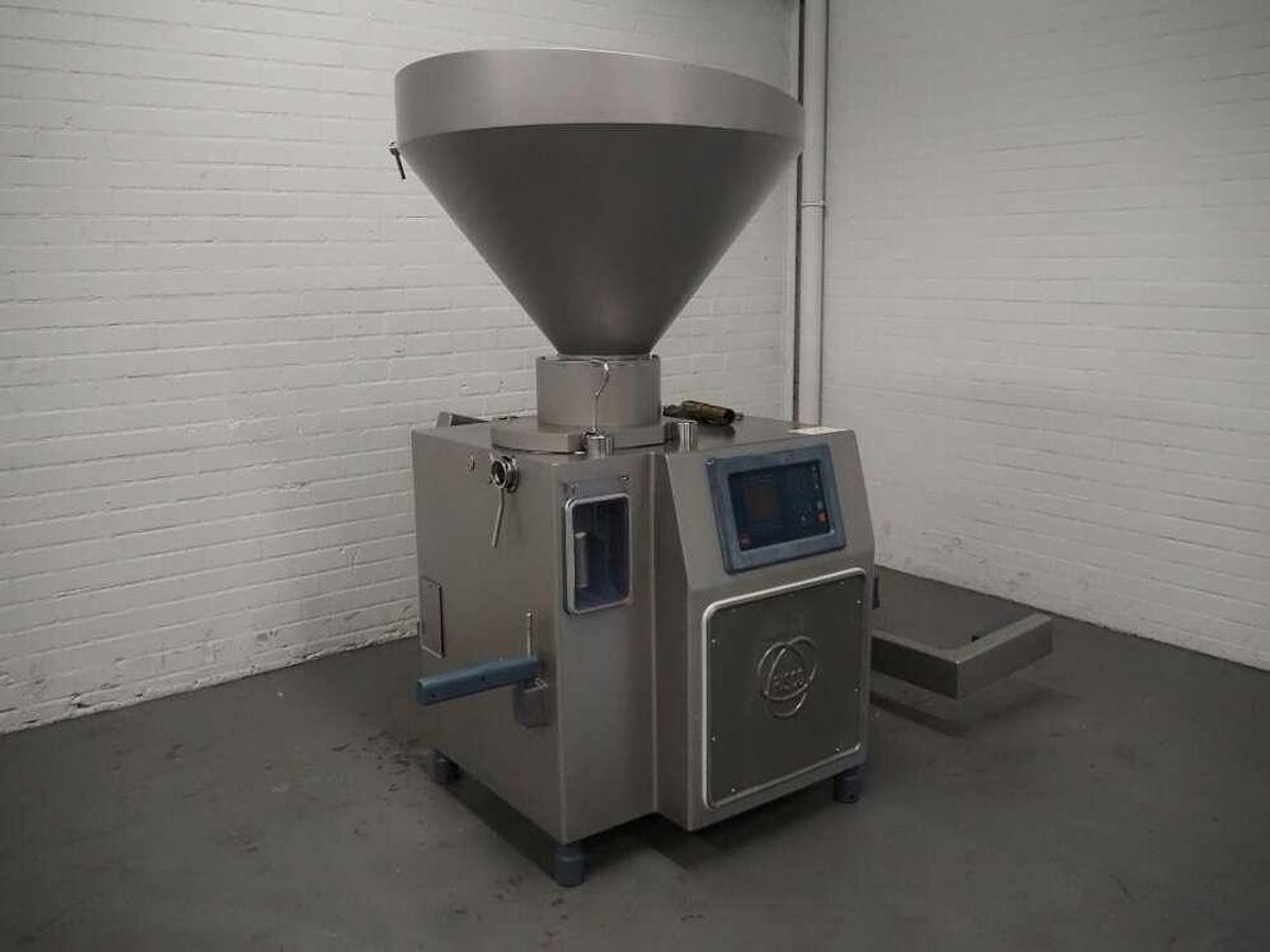 Used Risco vacuum filler