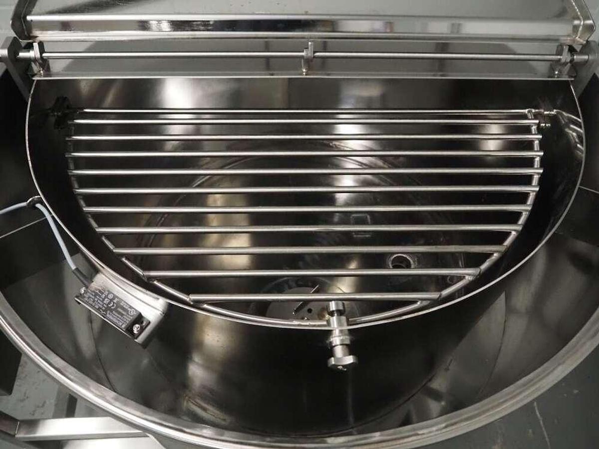 Used Hiwell batter mixer