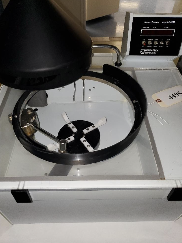 Used Ultratech Model 602 Mask Cleaner