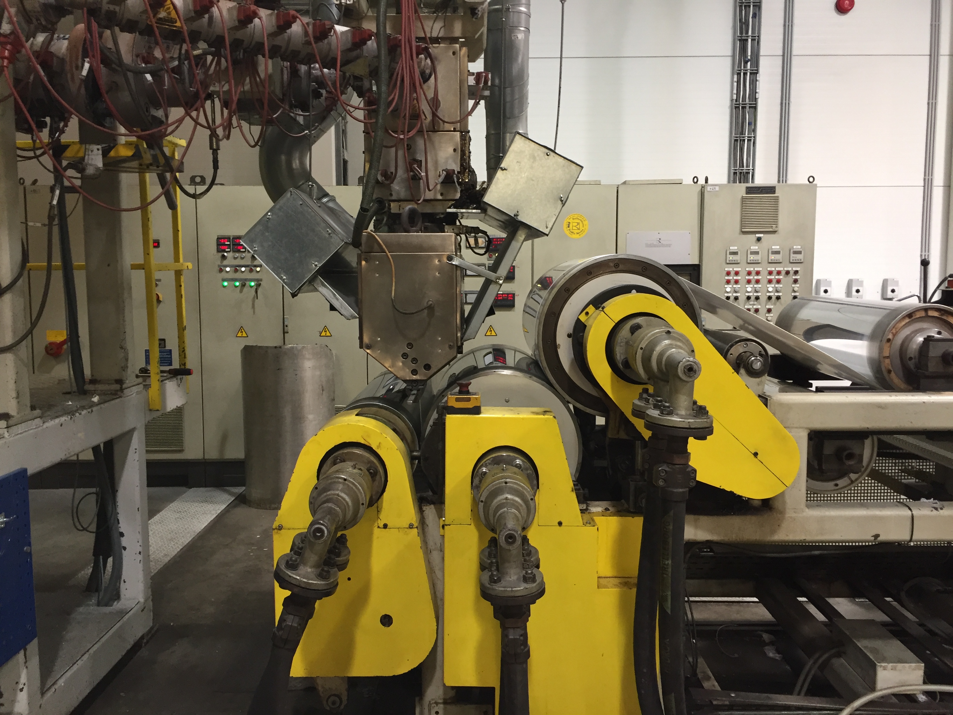 Usado 1996 Reifenhauser 1751