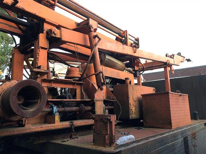 Used 1970 Mobile B56 Drill Rig