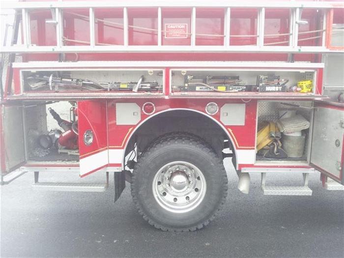 Used 1987 Detroit Custom Built Fire Engine