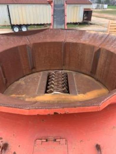 Used MORBARK 1300 747 HOURS