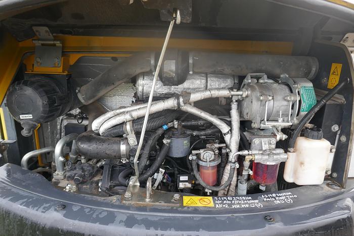 Used 2015 KOMATSU PC80 MR-3