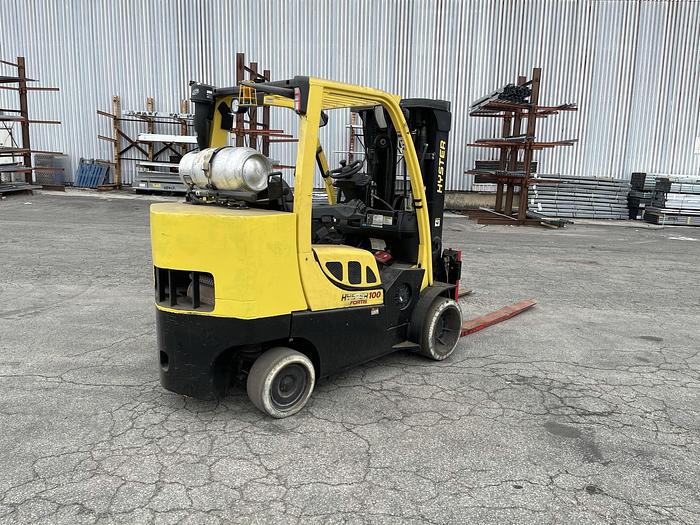 Used 10,000 POUND HYSTER S100FTBCS  MFG. 2012 WITH FORKS