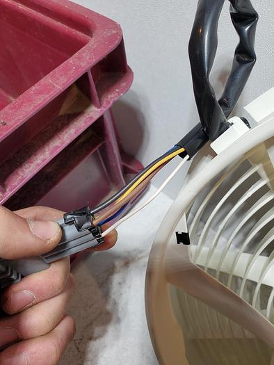 SPAL VA90-BBL306-94A 3001-102058-400 24V DC-13A 13-1/2" Reversible Brushless Fan