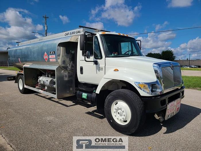 Used Unit #: 9283 - 2007 Garsite 5,000 Gallon Jet A Fuel Truck.
International 7300 Chassis