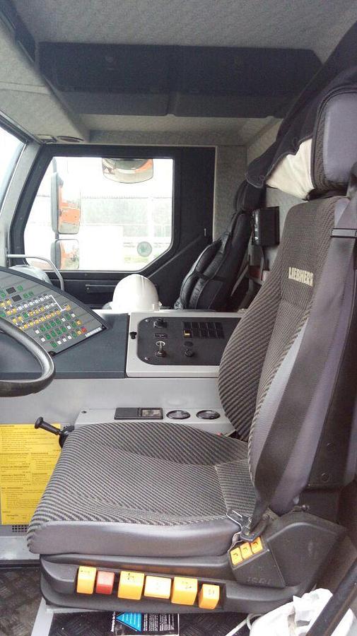 Usado 2007 LIEBHERR LTM 1250-6.1