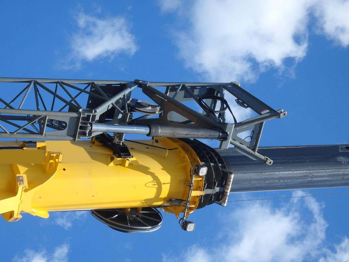 Usado 2015 GROVE GMK 5130-2