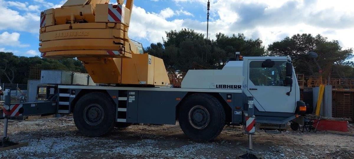 Usado 2009 LIEBHERR LTM 1040-2.1