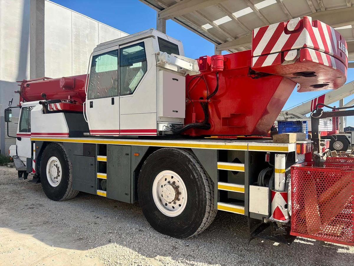 Usado 1998 LIEBHERR LTM 1030-2