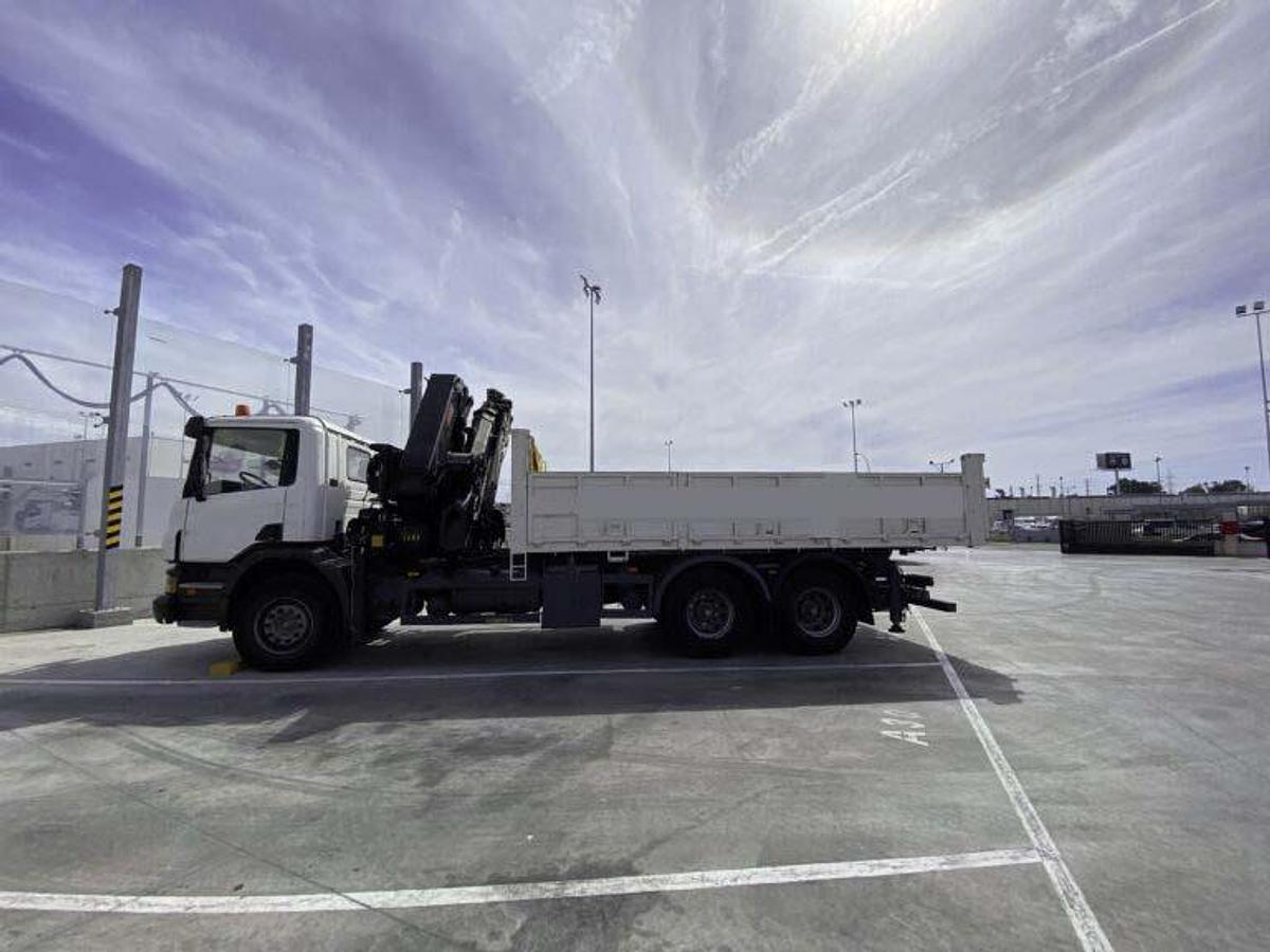Usado HIAB XS 477 E-8 HIPRO SOBRE CAMIÓN SCANIA