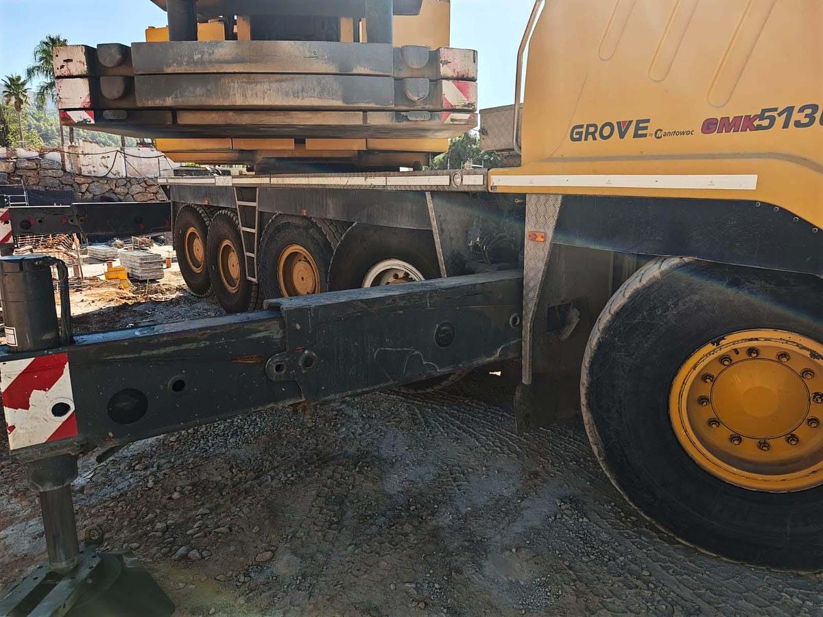 Usado 2012 GROVE GMK 5130-2