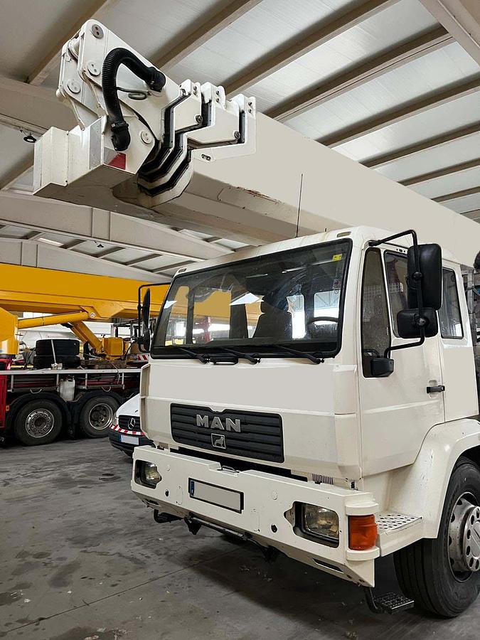 Usado 2004 WUMAG WT 450