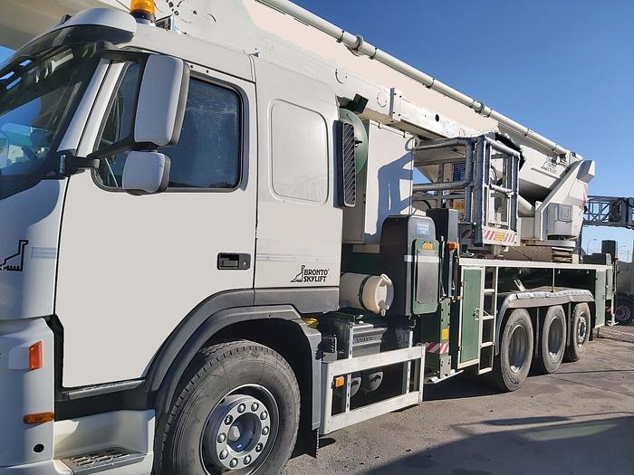 Usado BRONTO SKYLIFT S70 XDT