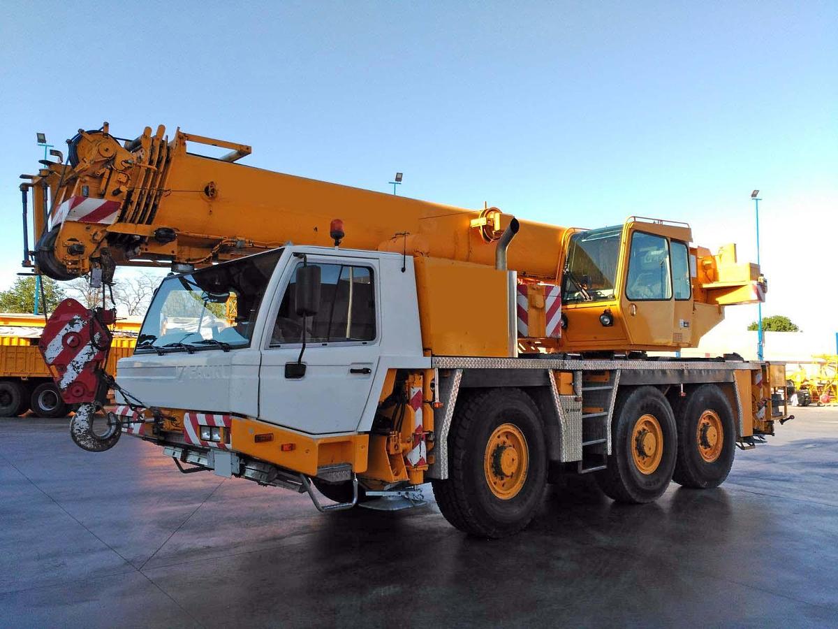 Usado 2004 FAUN ATF 45-3