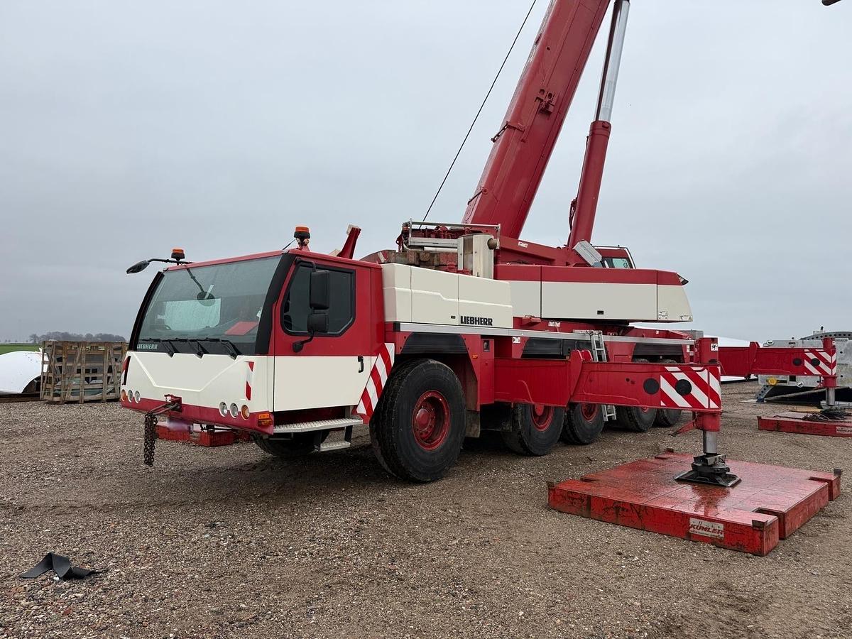 Usado 2010 LIEBHERR LTM 1200-5.1