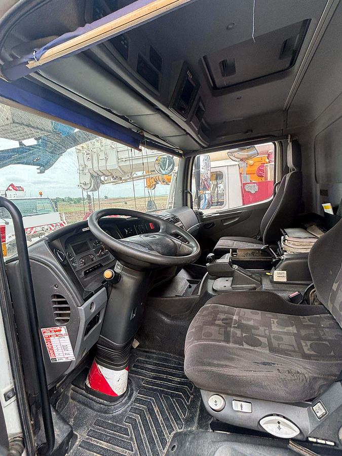 Usado 2007 GROVE GMK 4100L