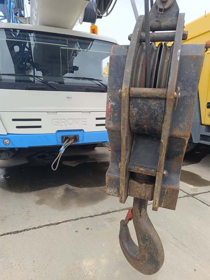 Usado 2007 GROVE GMK 4100L