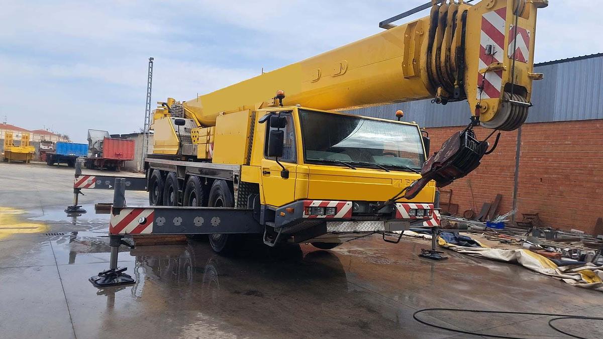 Usado FAUN ATF 65G-4