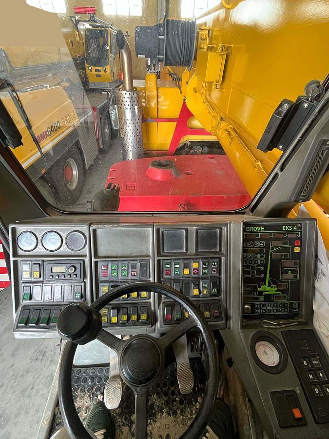 Usado 2002 GROVE GMK 3050