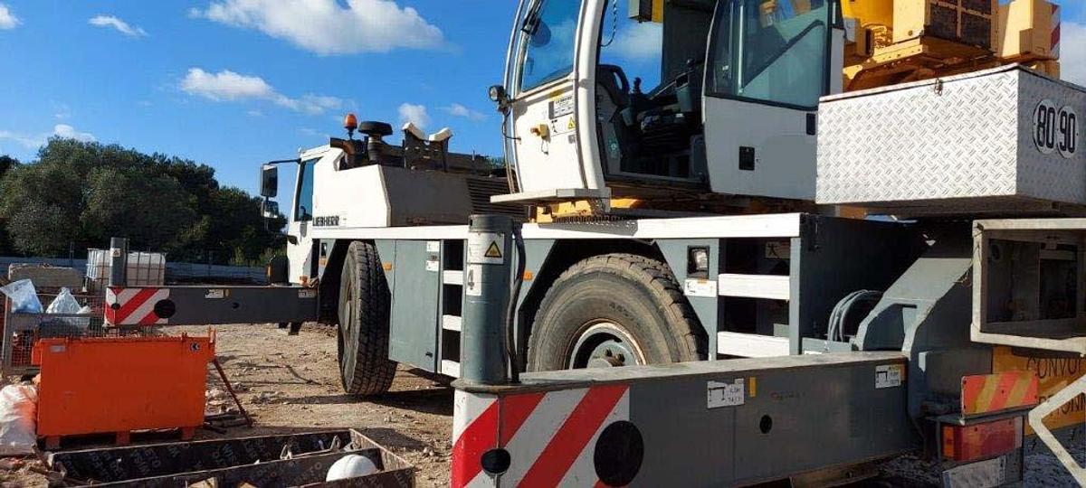 Usado 2009 LIEBHERR LTM 1040-2.1