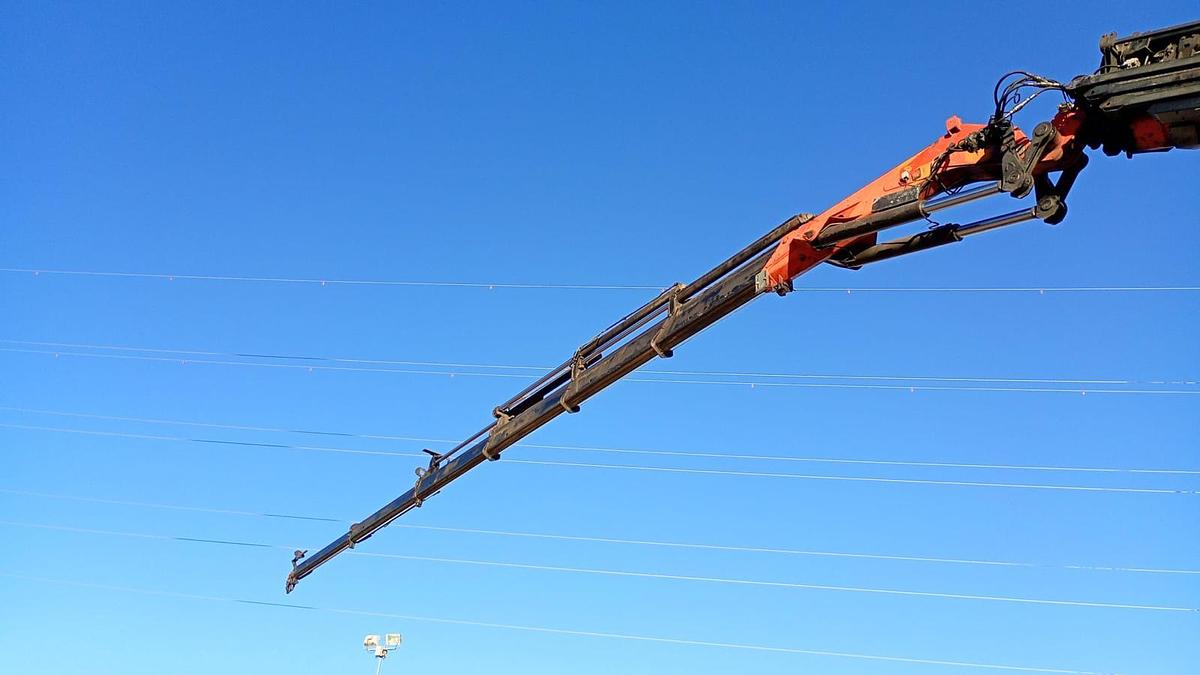 Usado 2005 PALFINGER PK 72002 + JIB