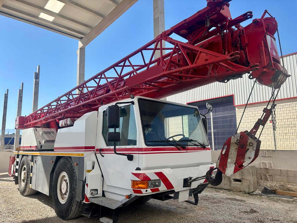 Usado 1998 LIEBHERR LTM 1030-2