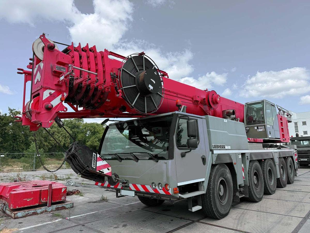 Usado 2013 LIEBHERR LTM 1130-5.1