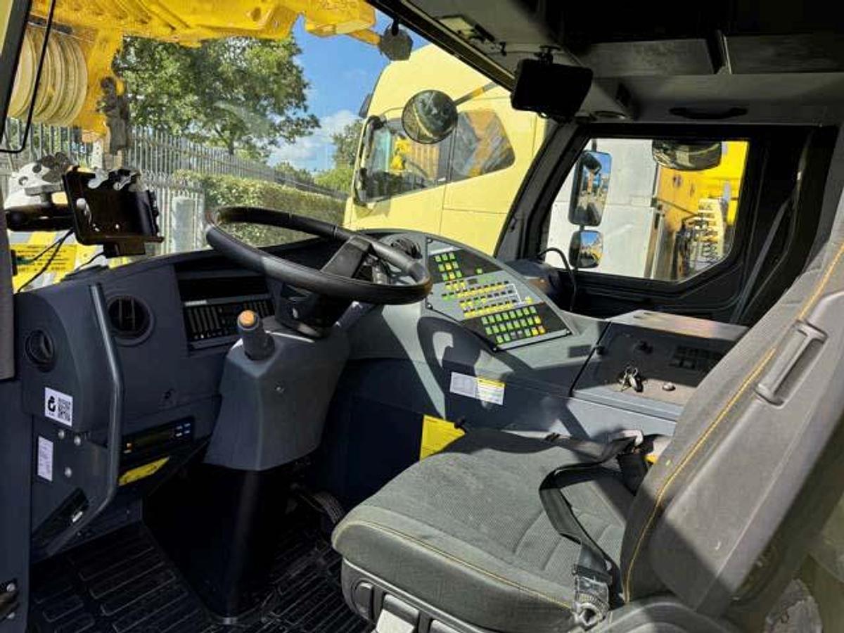 Usado 2021 LIEBHERR LTM 1120-4.1
