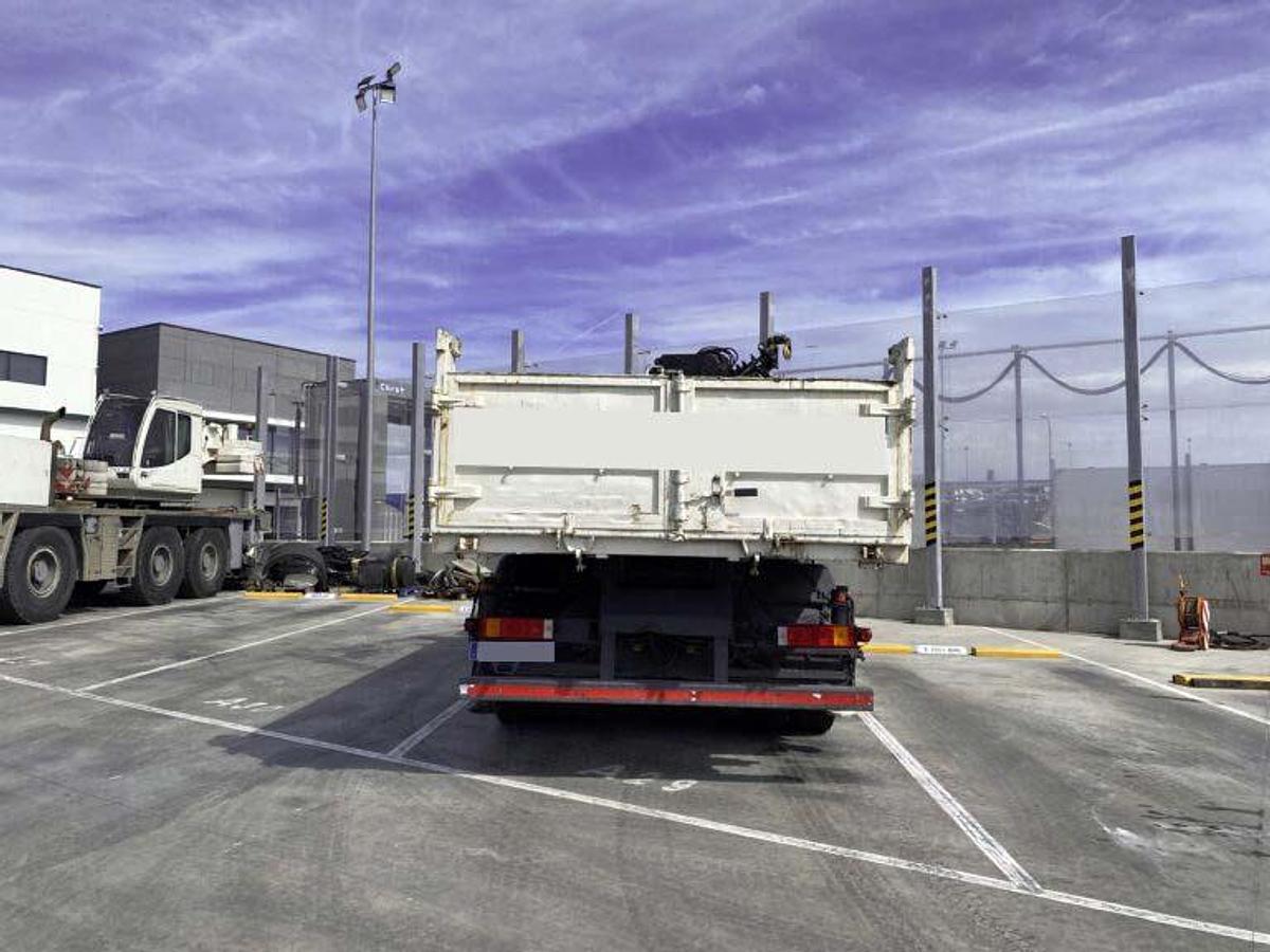 Usado HIAB XS 477 E-8 HIPRO SOBRE CAMIÓN SCANIA