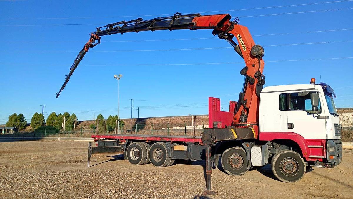 Usado 2005 PALFINGER PK 72002 + JIB