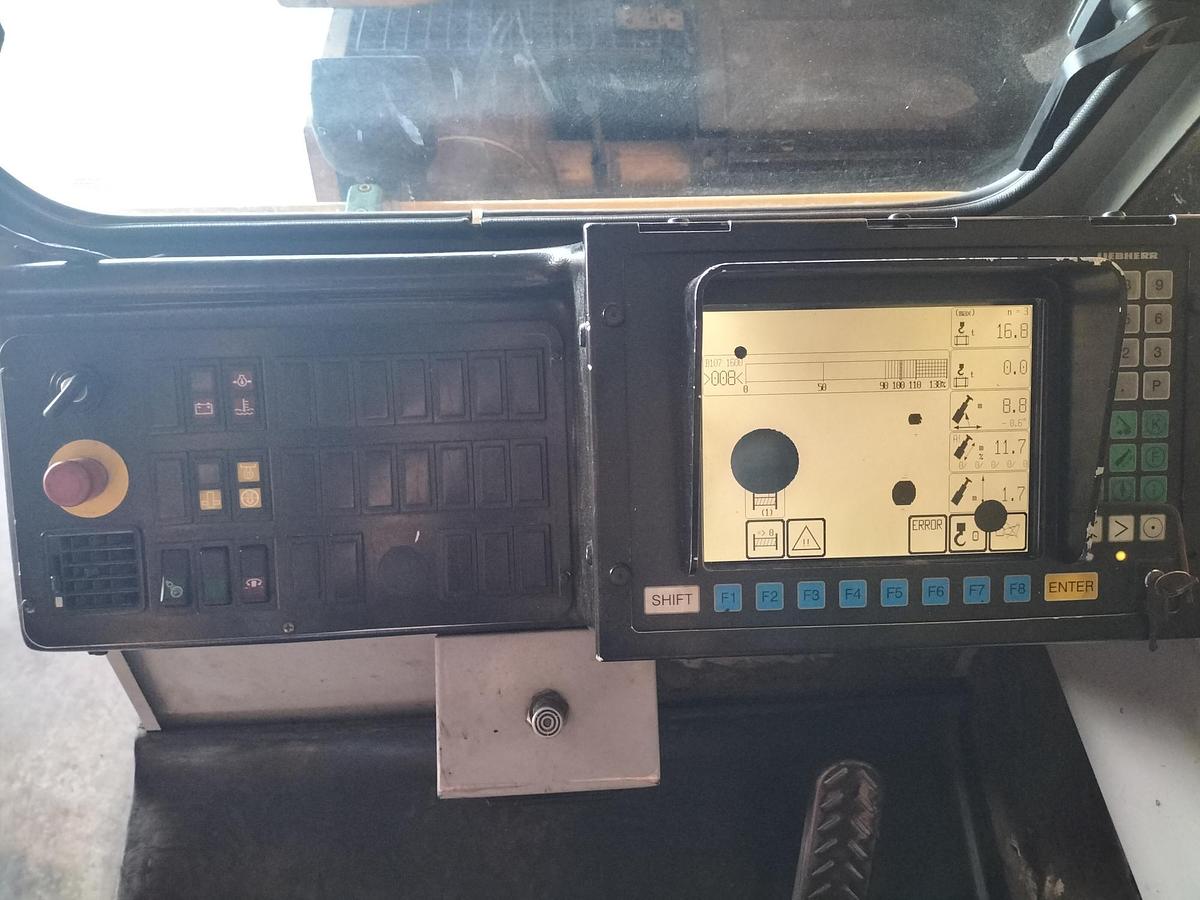 Usado 1997 LIEBHERR LTM 1090-2