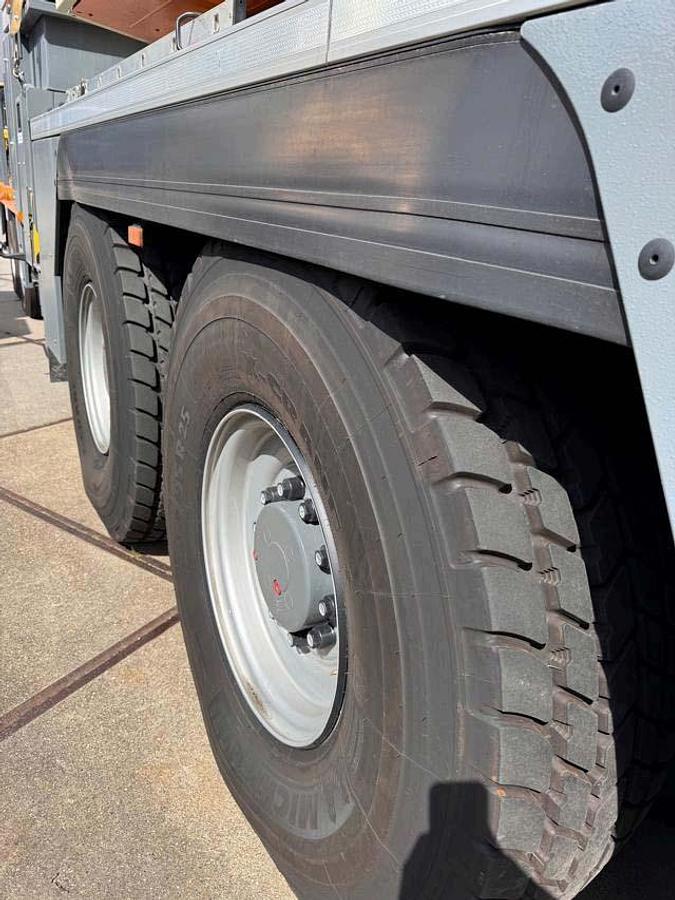 Usado 2021 LIEBHERR LTM 1120-4.1