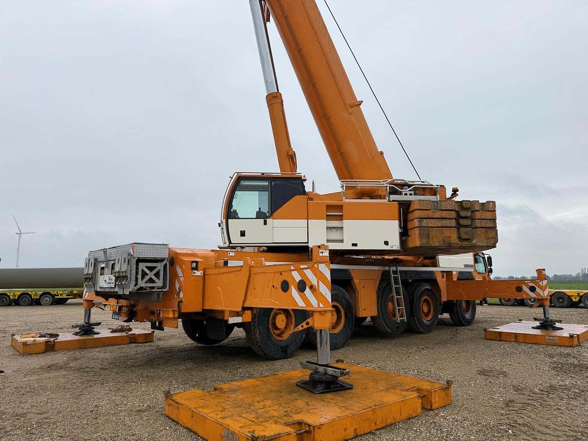 Usado 2010 LIEBHERR LTM 1200-5.1