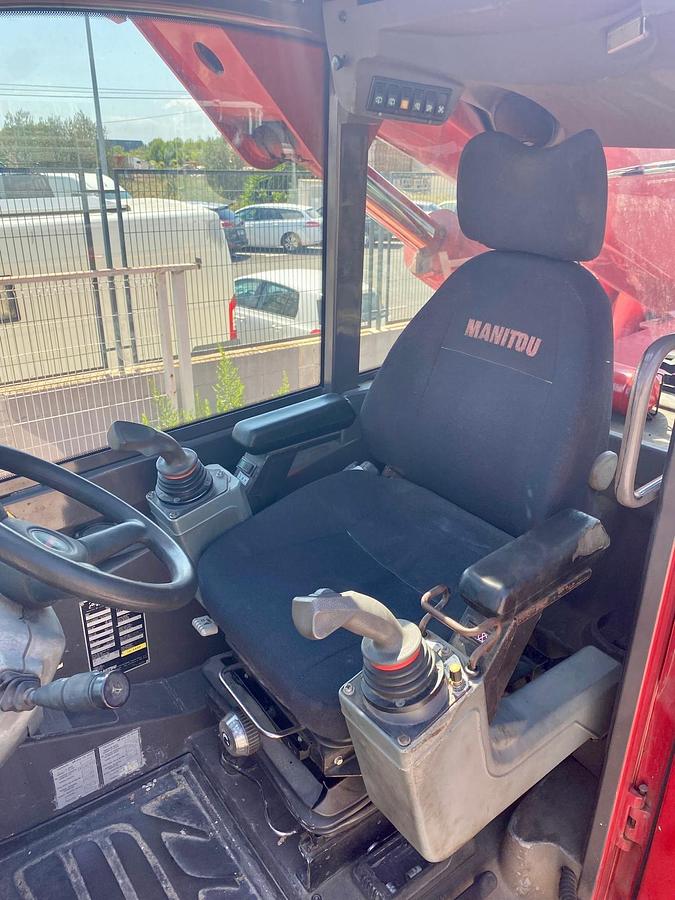 Usado MANITOU 2540 MRT PRIVILEGE TURBO