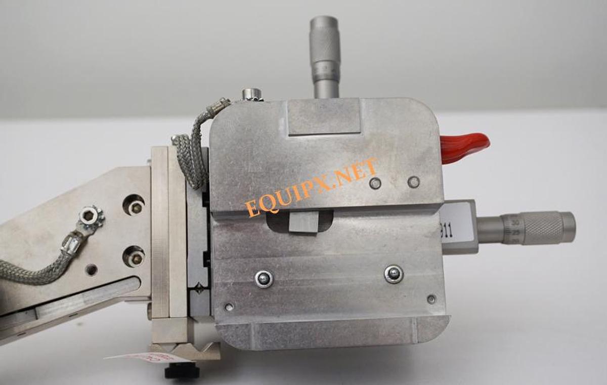 Used Cascade Microtech RPP404 Rf Microwave positioners <1um resolution