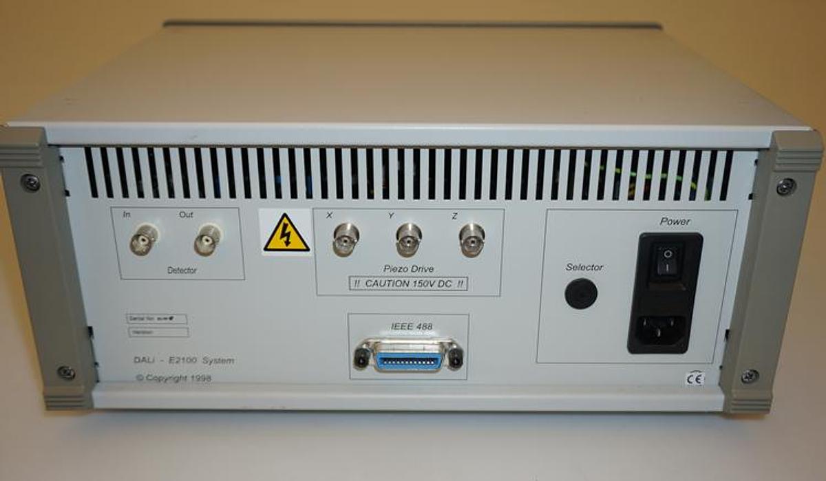 Used Elliot Scientific DALi 2100 3-Axis Piezo Autoalign Controller