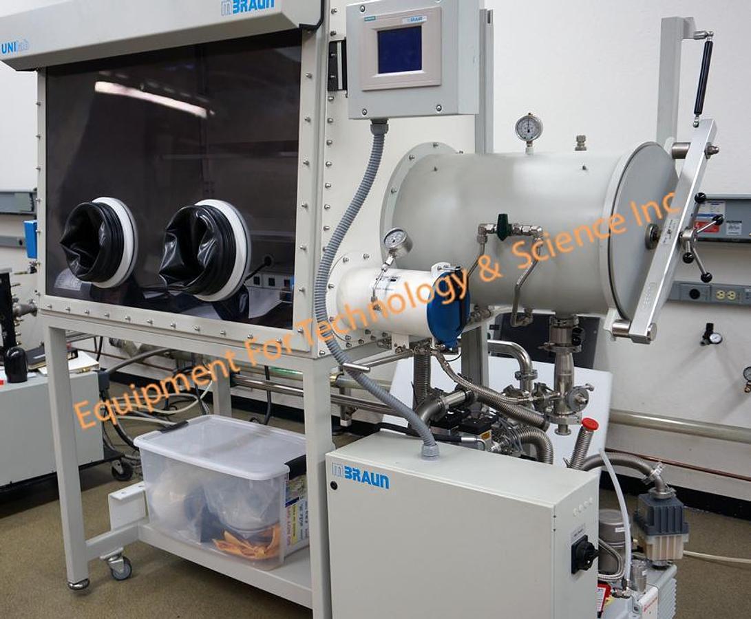 Used Mbraun Unilab glovebox with gas purifier, moisture and oxygen monitor