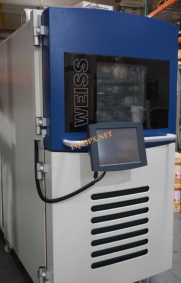 Used Weiss TS120 thermal shock chamber 4.2 cuft test space,  Cold chamber -80C to +70 hot chamber +50C to +220C