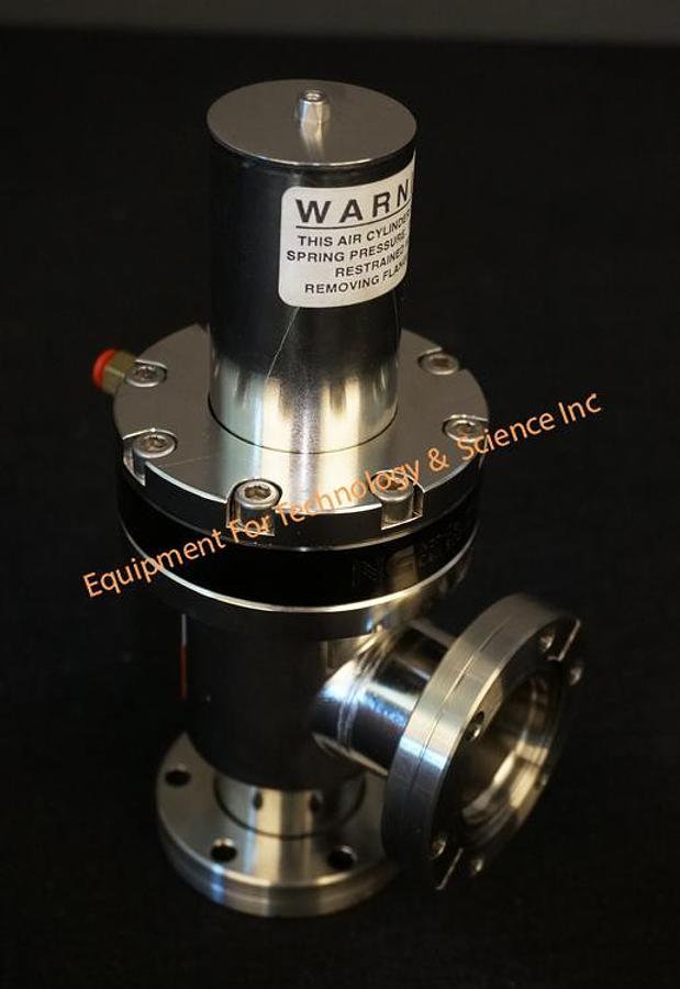 Used Norcal CSVP-1502-CF right angle UHV pneumatic valve 2.75OD CF