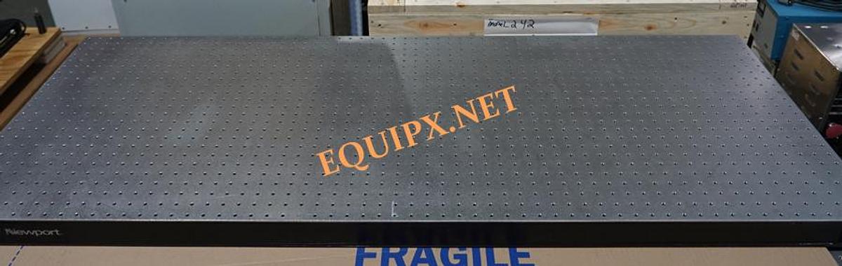 Used Newport M-1G-25-2 breadboard 600x1500x58mm with M6 threaded holes