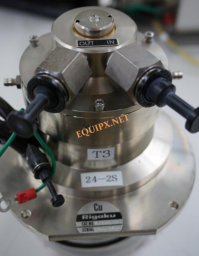 Used Rigaku 18KW UltraX Rotating anode with Cu and Co targets and turbo pump
