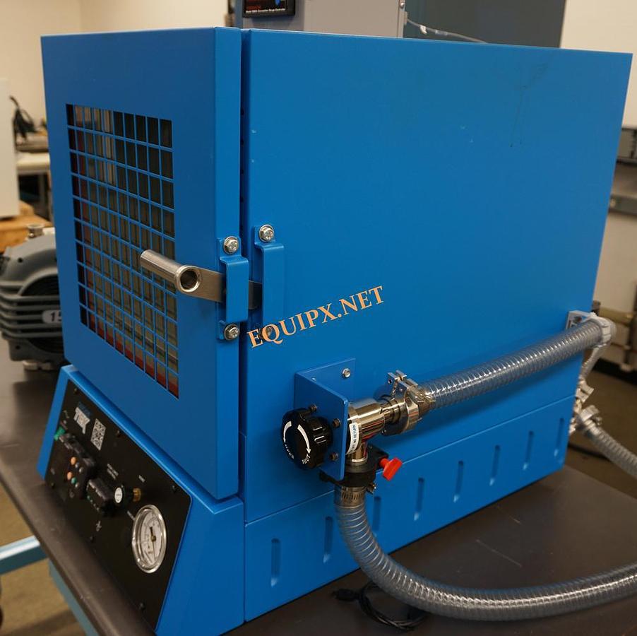 Used Cascade Tek TVO-2 vacuum oven- max temp 220C (428F) 12x12x19d chamber