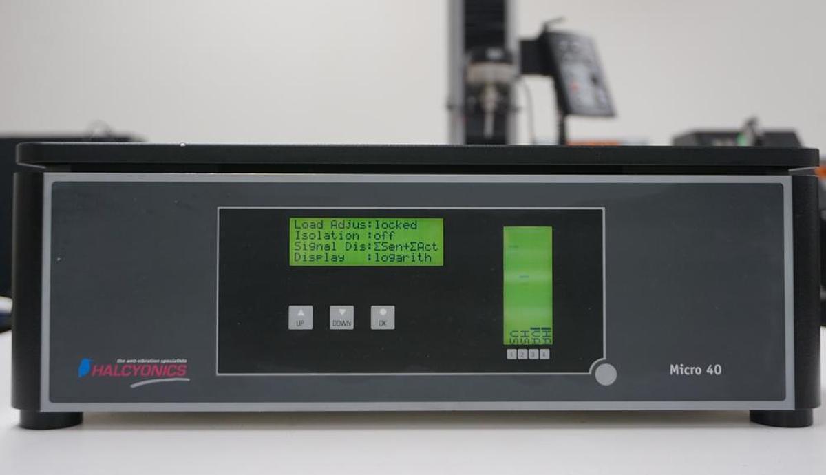 Used Halcyonics Micro 40 active vibration isolation platform 17.6"x16"